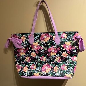 Simply Spring Floral Tote bag with vibrant details. NWT